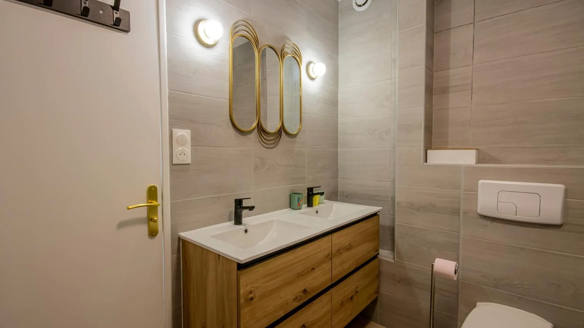 Cosy Aux Coeur De - 10 Pers Апартаменты *