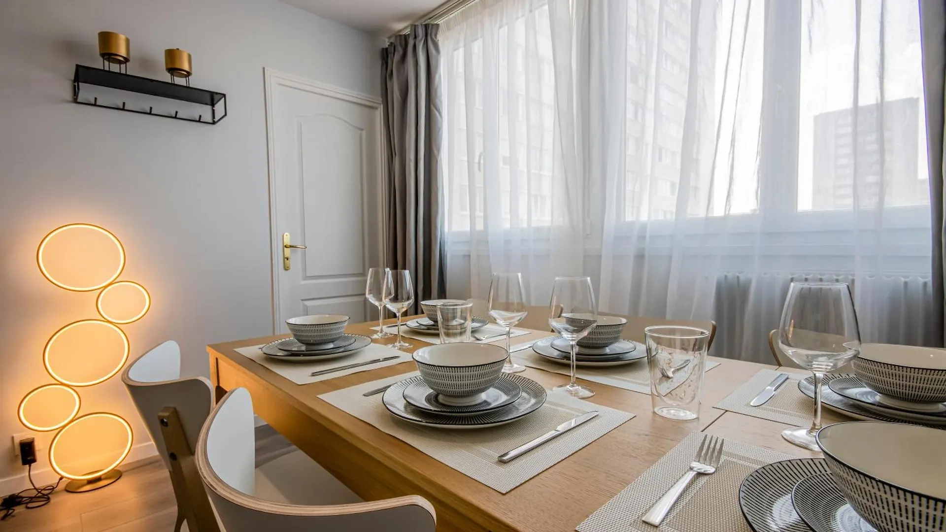 Apartment Cosy Aux Coeur De - 10 Pers Paris